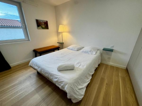 Chambre privée avec salle de bains partagée-le Sapin